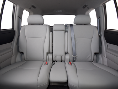 2013 Toyota Highlander SE