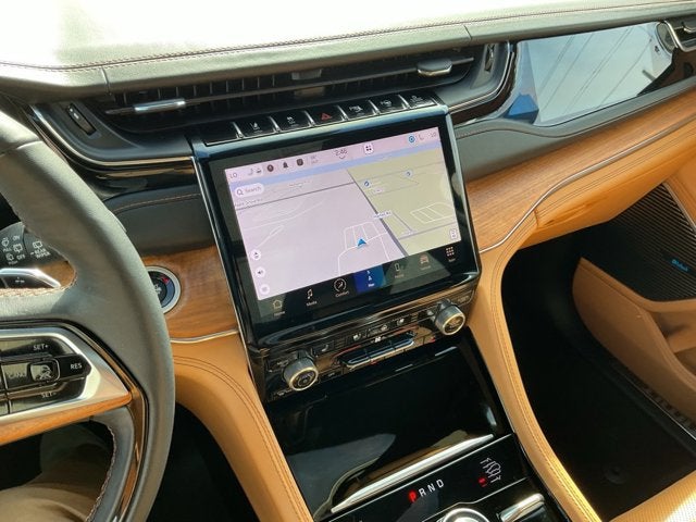 2023 Jeep Grand Cherokee L Summit Reserve