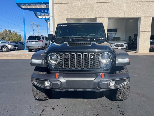 Used 2026 Jeep Gladiator Mojave with VIN 1C6RJTEG4TL160338 for sale in Duluth, Minnesota