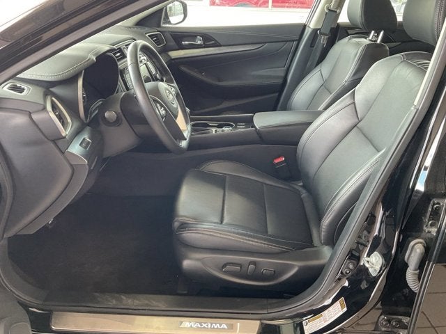 2023 Nissan Maxima SV