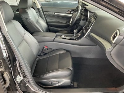 2023 Nissan Maxima SV