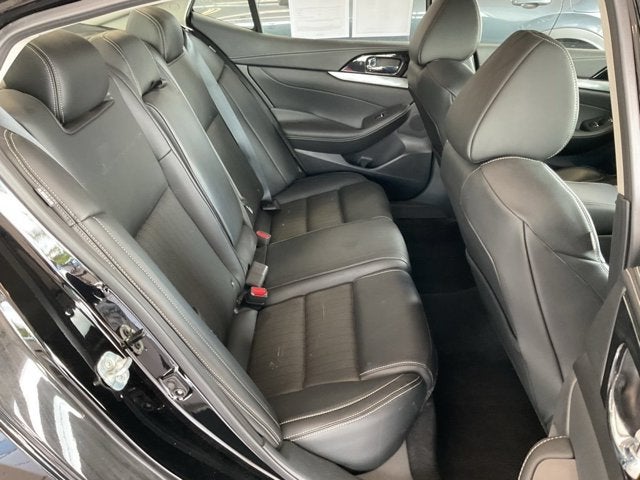 2023 Nissan Maxima SV