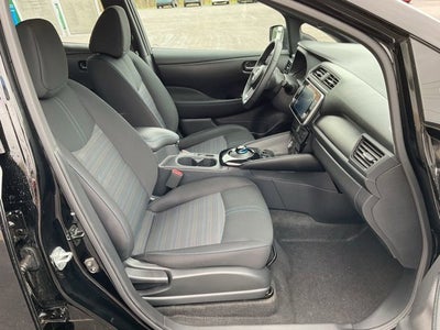 2025 Nissan LEAF SV PLUS