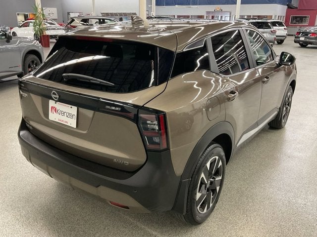 2025 Nissan Kicks SV