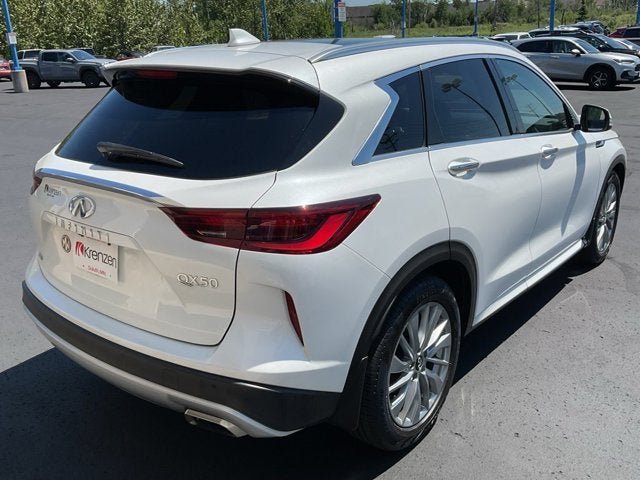 2023 INFINITI QX50 LUXE