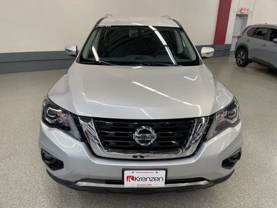 2020 Nissan Pathfinder SV
