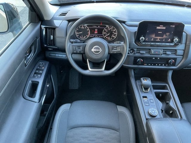 2025 Nissan Pathfinder S