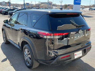 2025 Nissan Pathfinder S