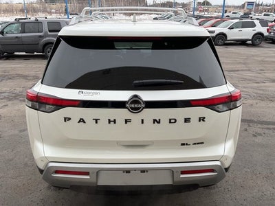2024 Nissan Pathfinder SL