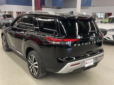 2025 Nissan Pathfinder Platinum