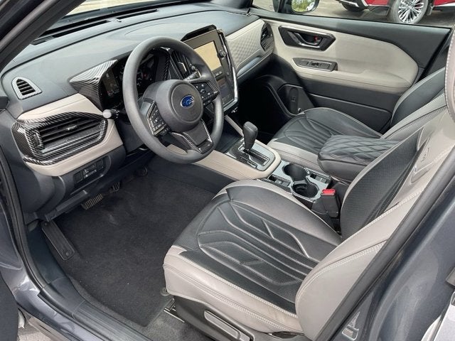 2025 Subaru Forester Base