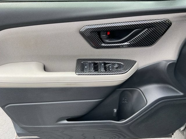2025 Subaru Forester Base
