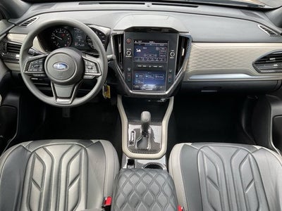 2025 Subaru Forester Base