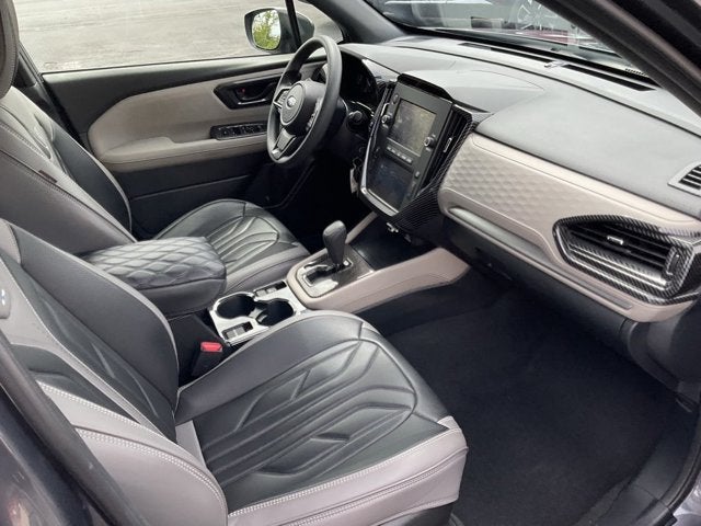 2025 Subaru Forester Base